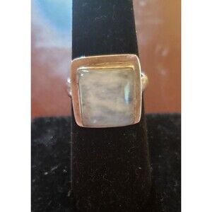 Vintage Sterling ring w moonstone PREOWN
